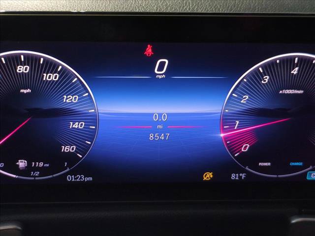 Used 2026 Mercedes-Benz GLB 250 image 11