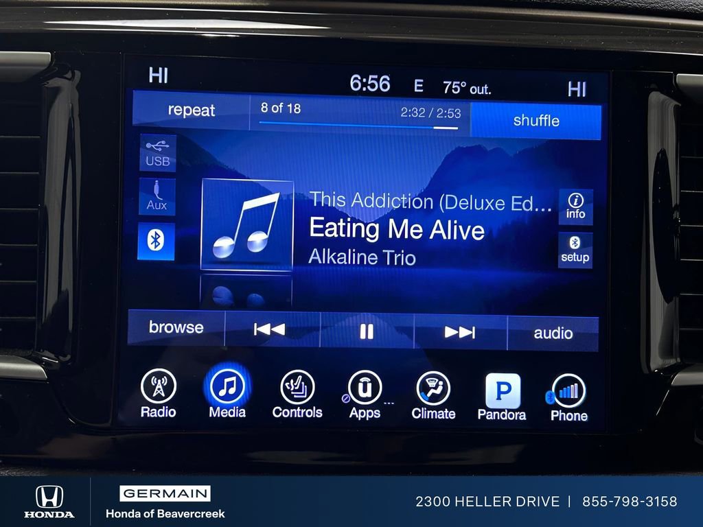 Used 2017 Chrysler Pacifica Touring-L image 19