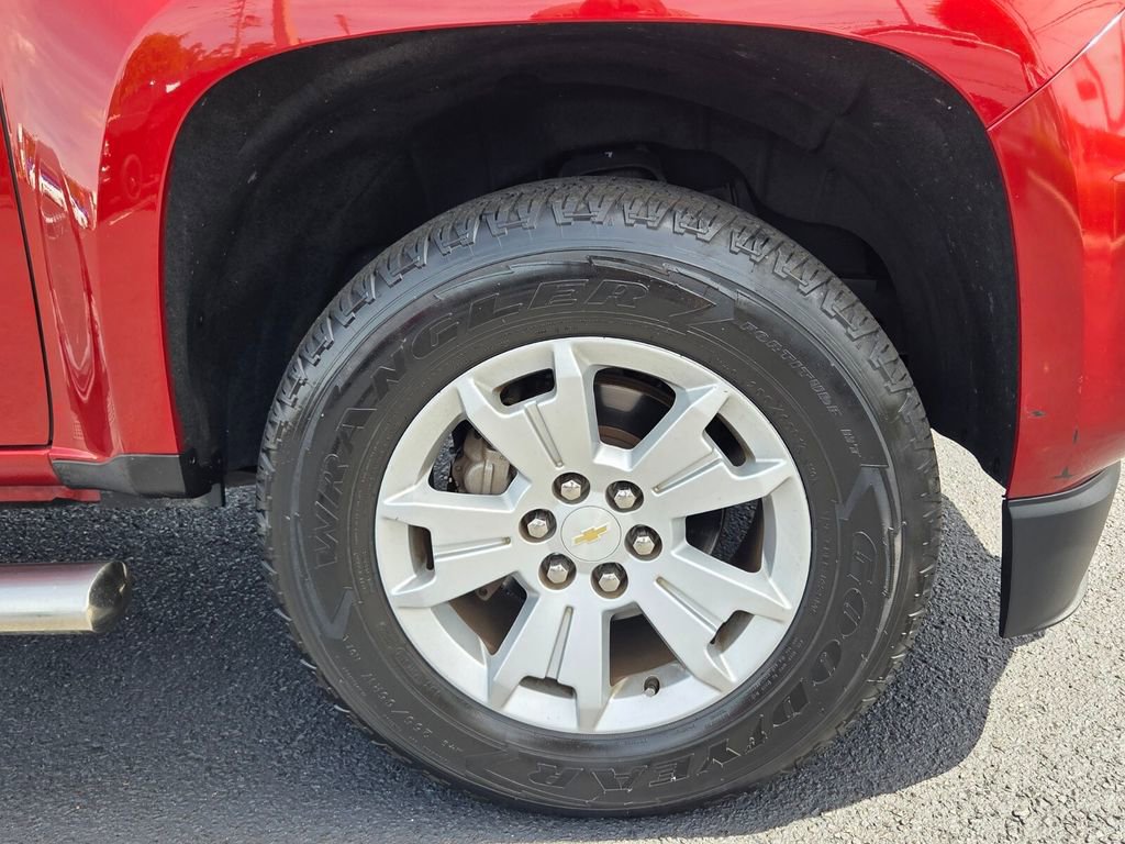 Used 2016 Chevrolet Colorado LT w/ LT Convenience Package RWD image 9