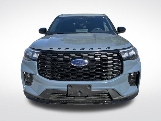 New 2026 Ford Explorer ST-Line w/ ST-Line Street Pack RWD image 8