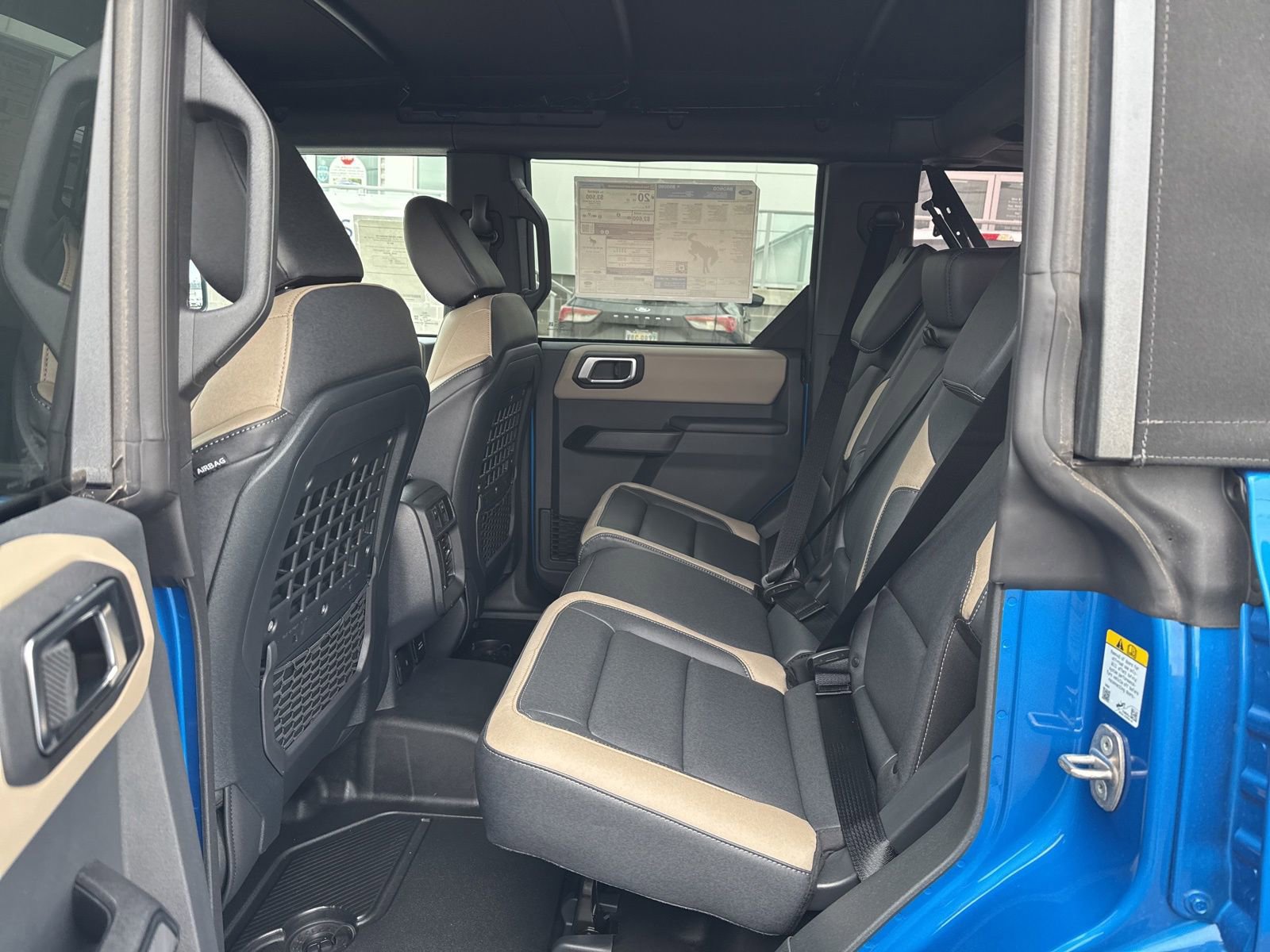 New 2025 Ford Bronco Big Bend w/ Black Diamond Package AWD/4WD image 9