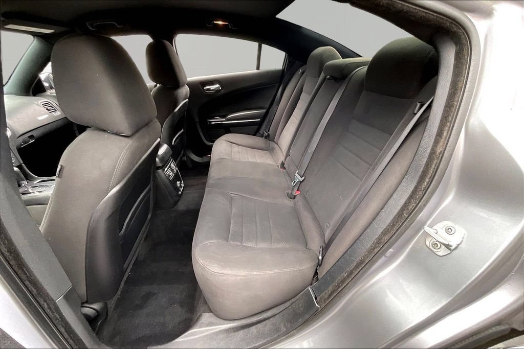 Used 2014 Dodge Charger SE RWD image 25