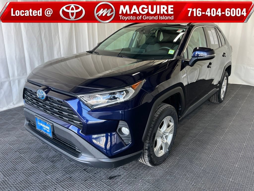Used 2021 Toyota RAV4 XLE w/ XLE Grade Weather Package