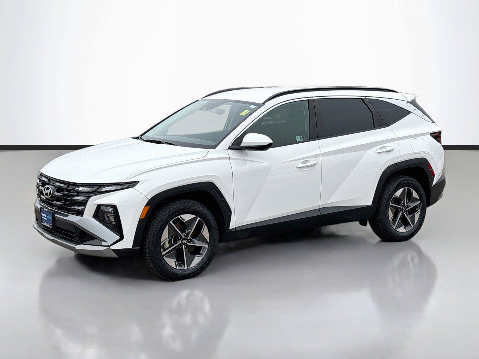 Certified 2025 Hyundai Tucson SEL AWD/4WD image 4