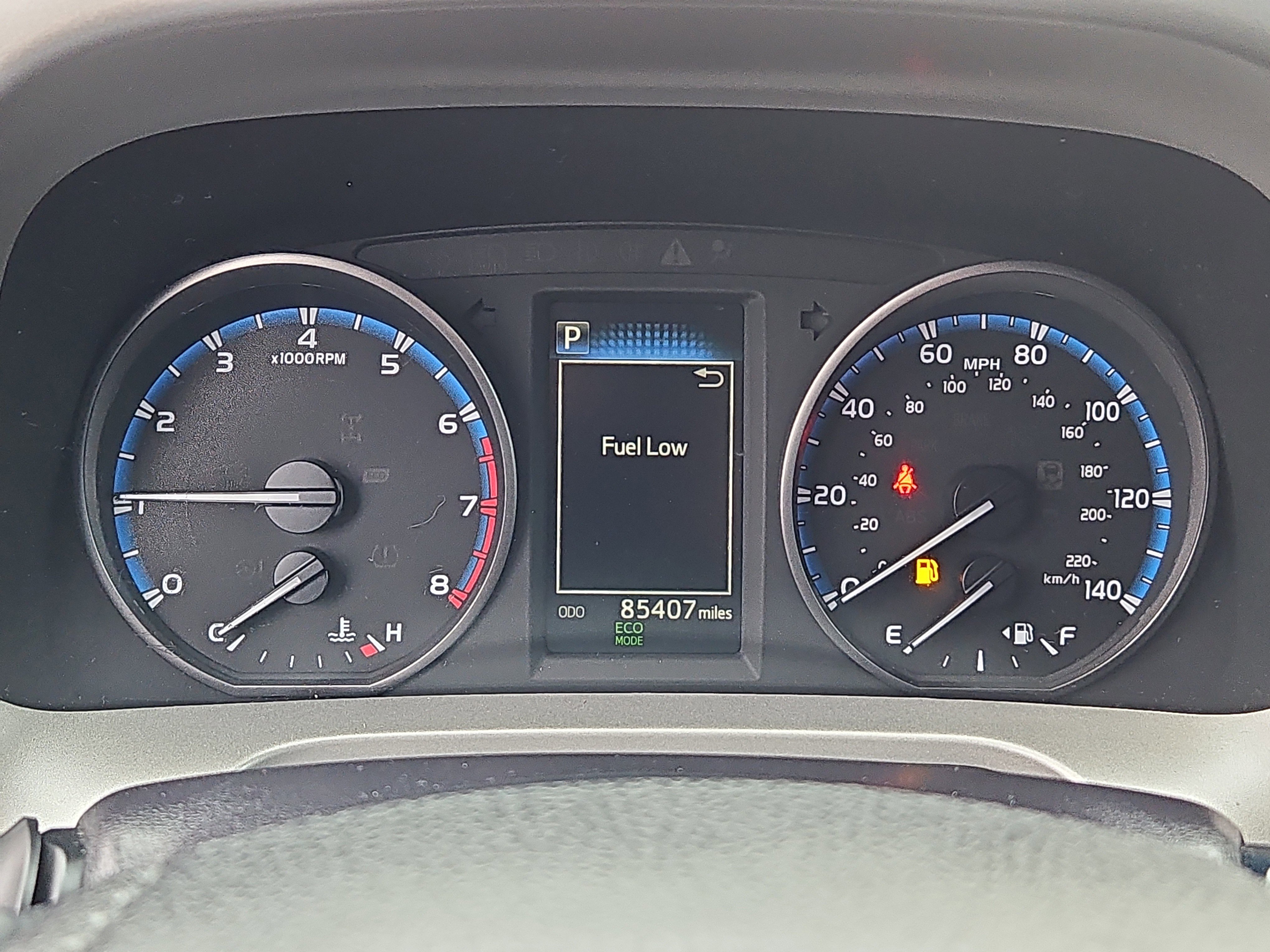 Used 2017 Toyota RAV4 LE image 16