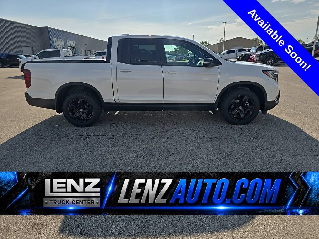 Used 2023 Honda Ridgeline Black Edition image 1