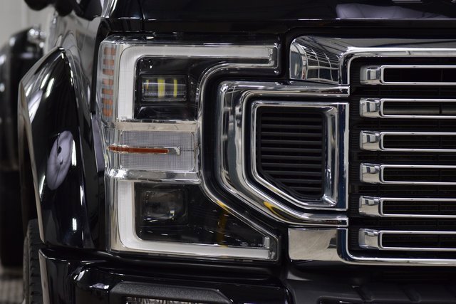 Used 2022 Ford F450 Platinum w/ FX4 Off-Road Package image 12