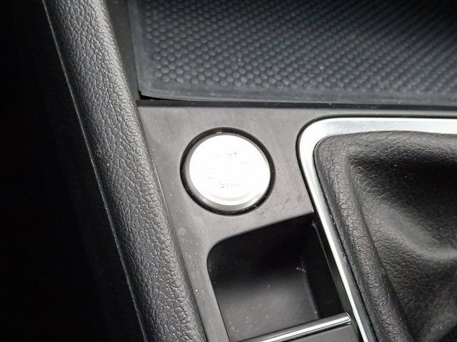 Used 2023 Volkswagen Jetta SE w/ Panoramic Sunroof Package FWD image 28