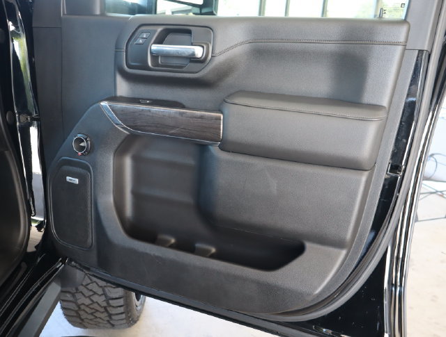 Used 2022 Chevrolet Silverado 2500 LTZ w/ LTZ Plus Package AWD/4WD image 52