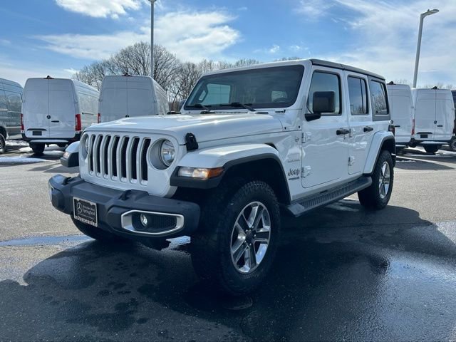 Used 2018 Jeep Wrangler Unlimited Sahara image 3