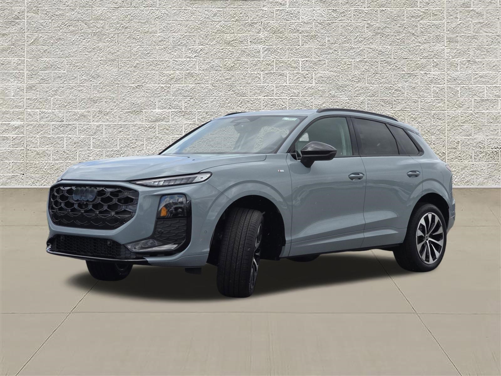 New 2026 Audi Q3 quattro 2.0T AWD/4WD image 3