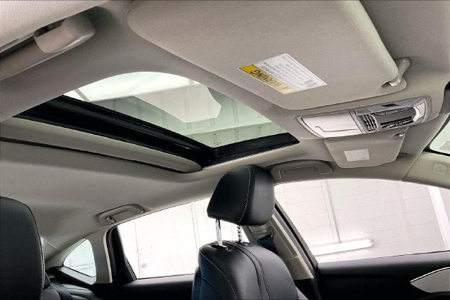 Used 2023 Acura TLX w/ Technology Package FWD image 13