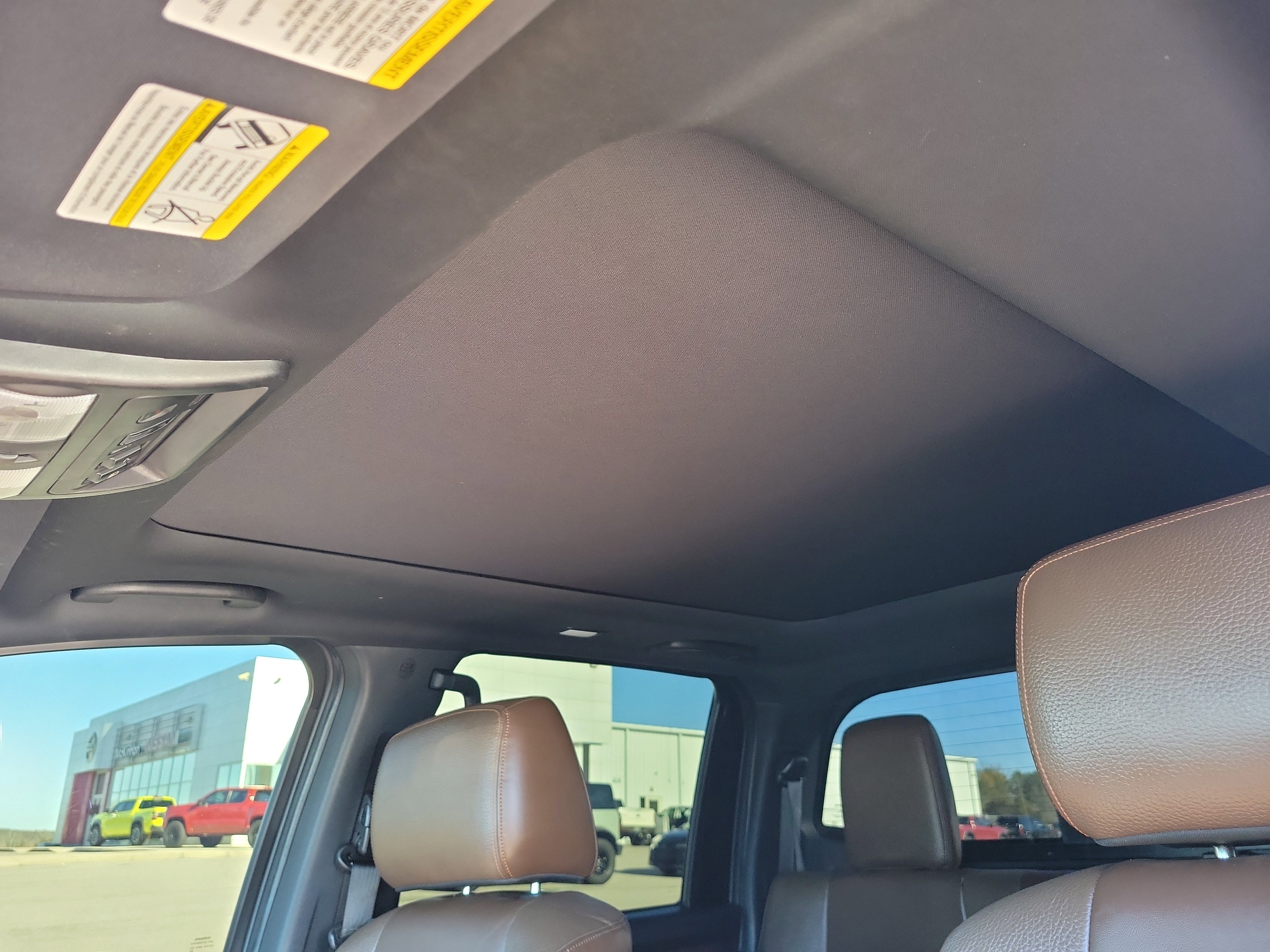 Used 2021 Nissan Titan Platinum Reserve w/ Moonroof Package image 17