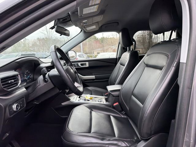 Used 2021 Ford Explorer XLT w/ Equipment Group 202A image 11