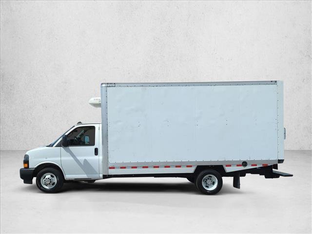 Used 2024 Chevrolet Express 3500 w/ Power Convenience Package image 8