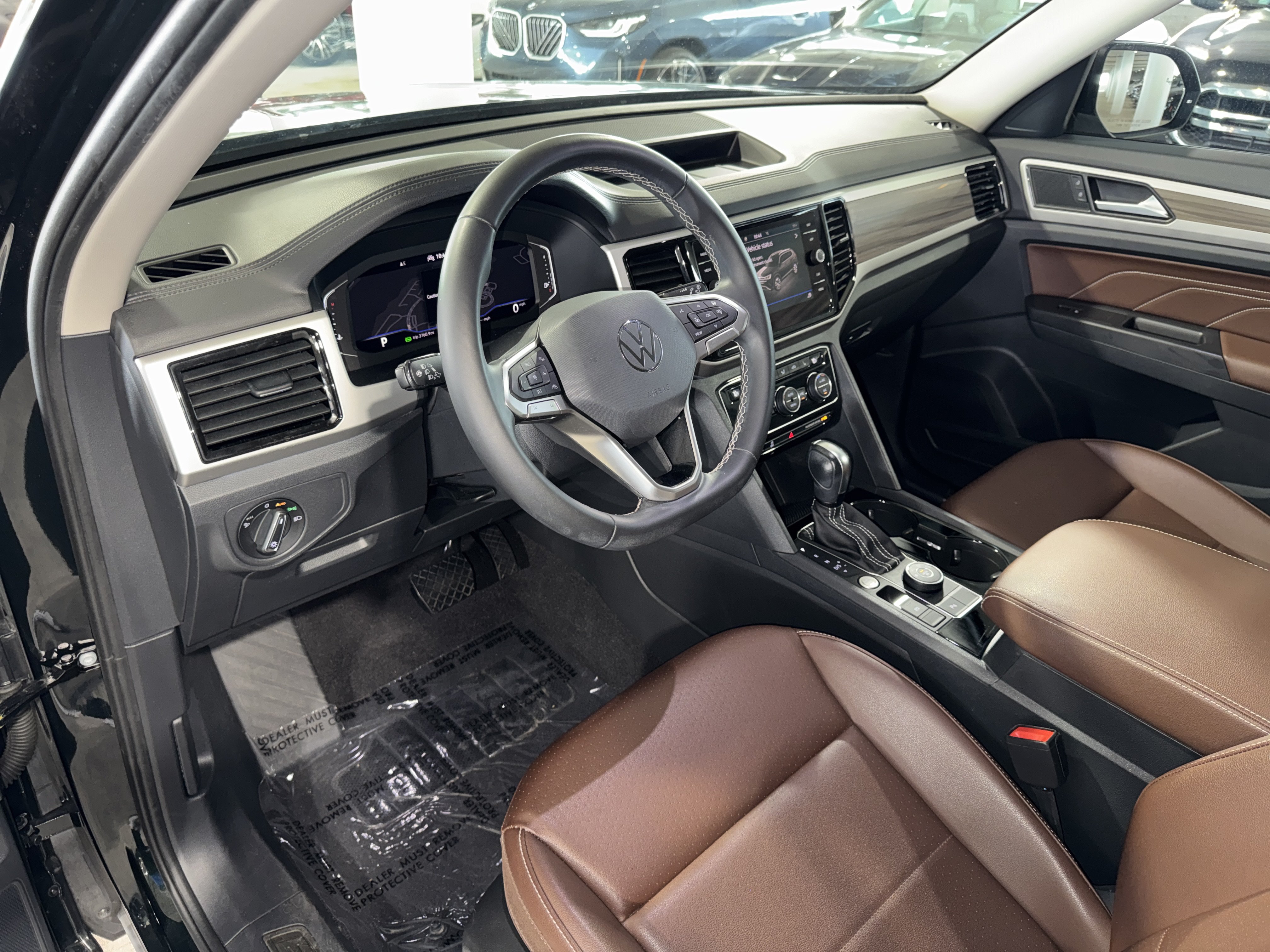 Used 2022 Volkswagen Atlas SEL AWD/4WD image 21