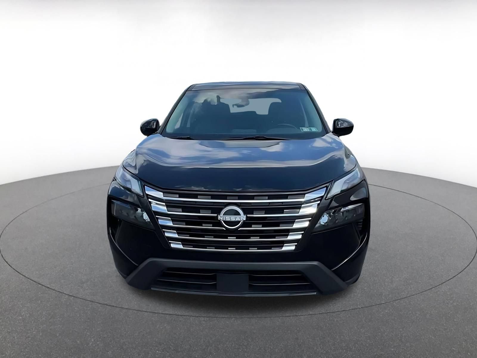 Used 2025 Nissan Rogue SV FWD image 5