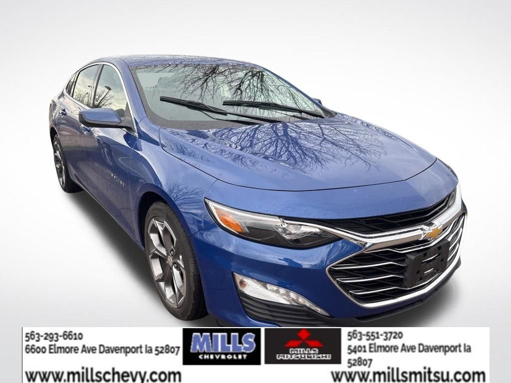 Used 2023 Chevrolet Malibu LT image 2