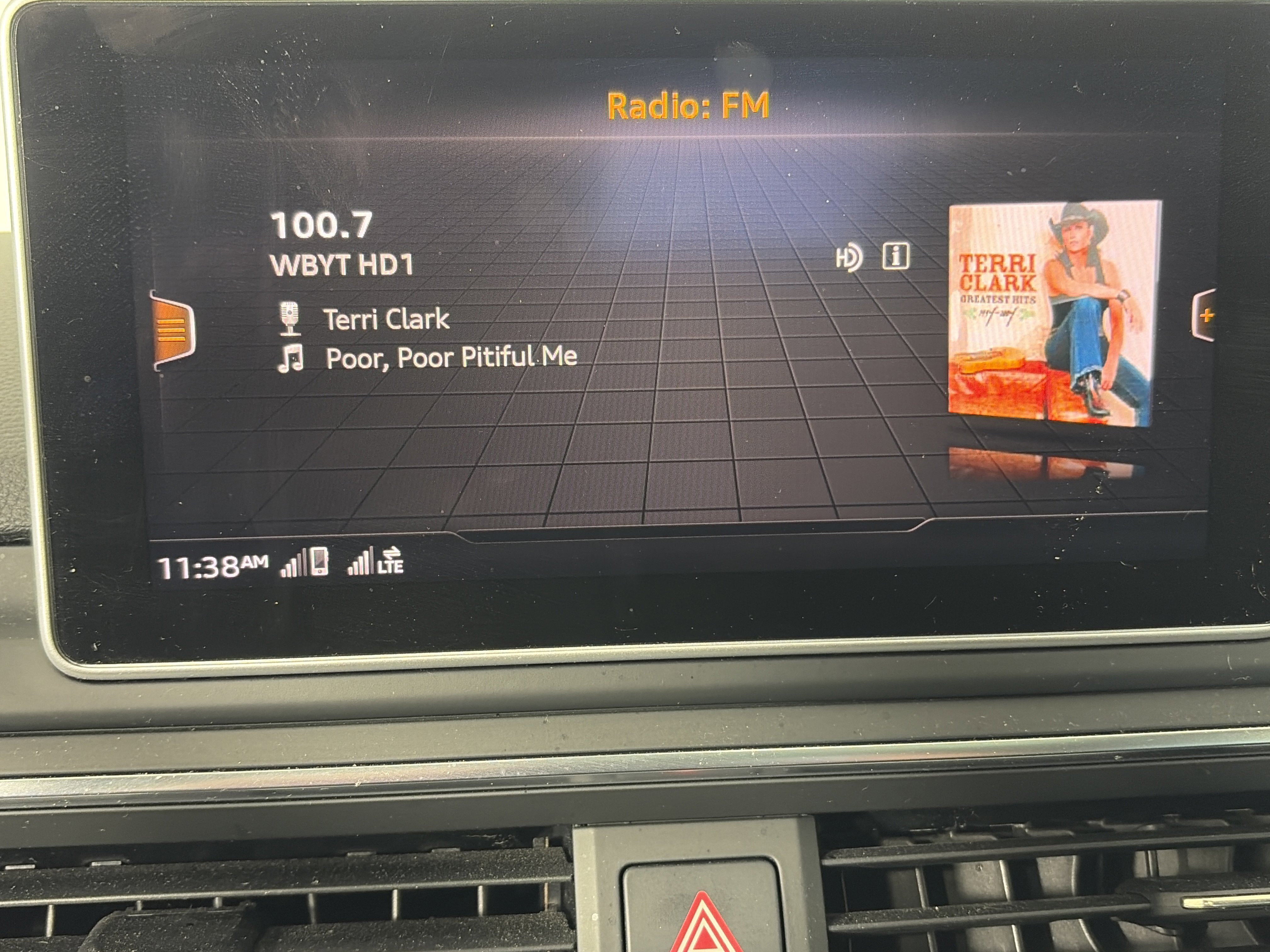 Used 2017 Audi A4 2.0T Premium Plus w/ Premium Plus Package image 22