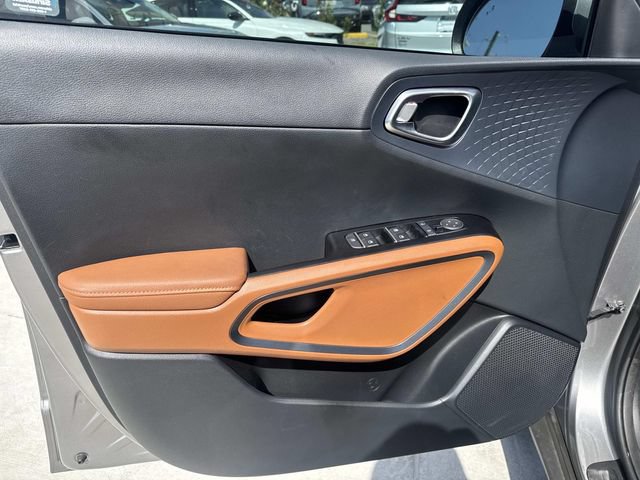 Used 2024 Kia Soul EX w/ Option Group 015 FWD image 19