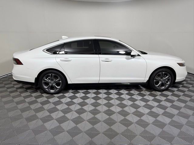 Used 2025 Honda Accord EX-L image 7