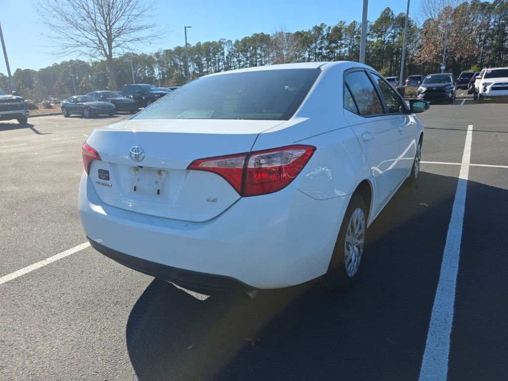 Used 2018 Toyota Corolla LE image 7