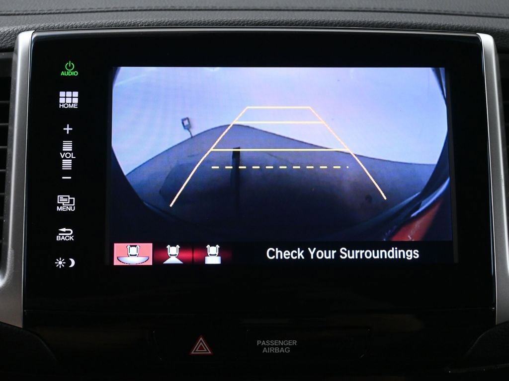 Used 2016 Honda Pilot Touring image 34