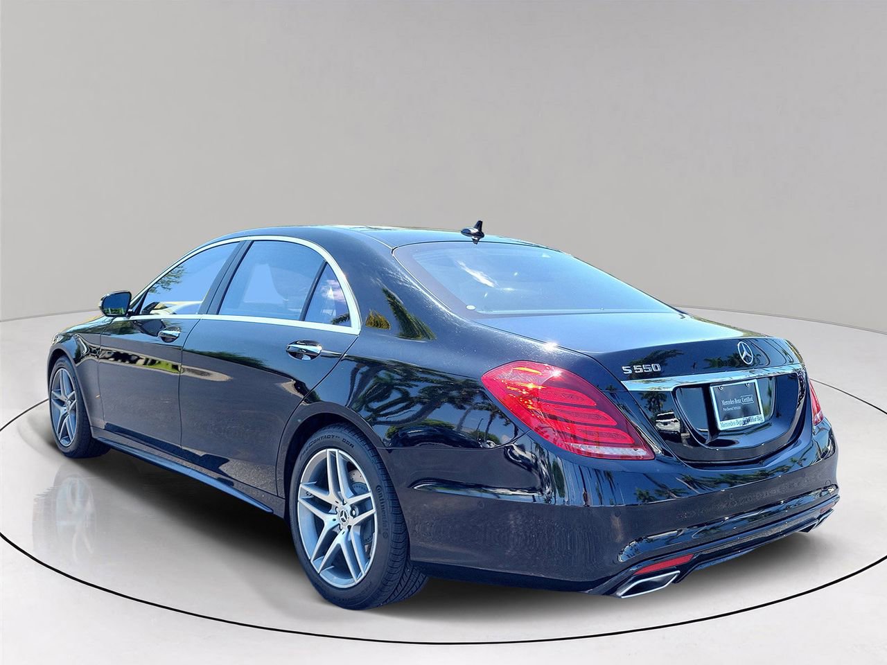 Certified 2017 Mercedes-Benz S 550 Sedan image 4