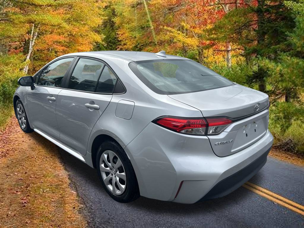 Used 2023 Toyota Corolla LE FWD image 8