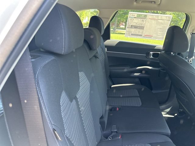 New 2026 Kia Sorento LX FWD image 23