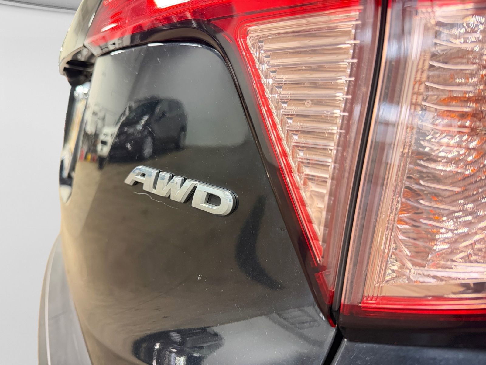 Used 2017 Honda HR-V EX-L image 12