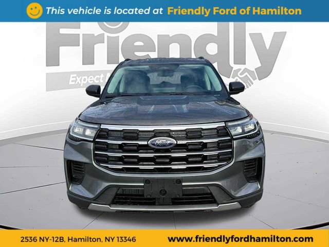 Used 2026 Ford Explorer Active AWD/4WD image 2