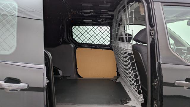 Used 2020 Ford Transit Connect XLT image 13