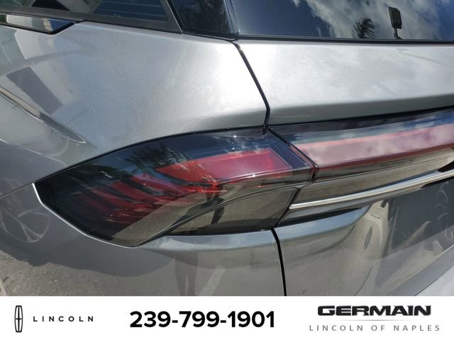 New 2025 Lincoln Nautilus Premier image 15