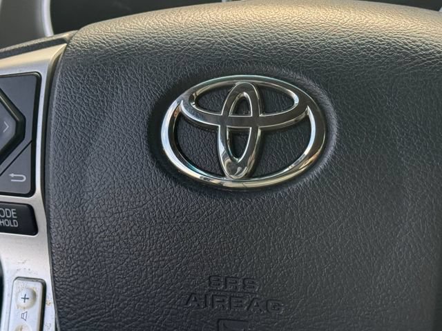 Used 2014 Toyota Sequoia Platinum RWD image 5