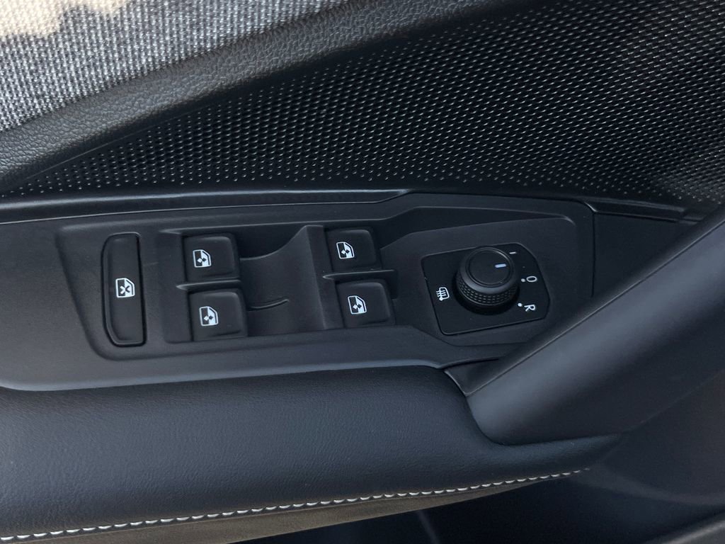 New 2026 Volkswagen Tiguan S image 15