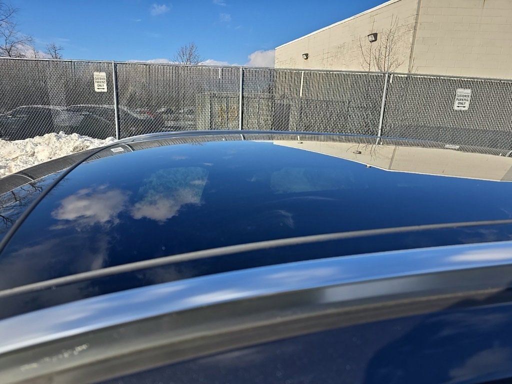 Used 2020 Lincoln Corsair Reserve w/ Equipment Group 201A image 9