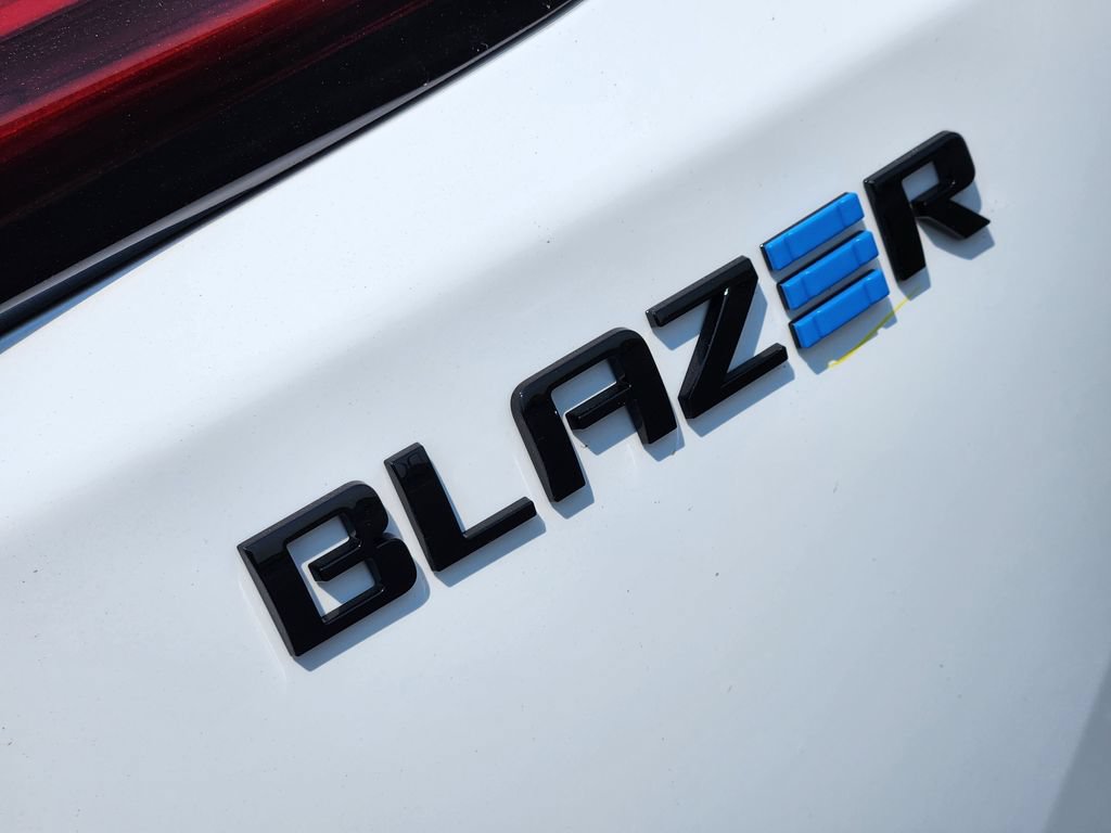New 2025 Chevrolet Blazer EV LT FWD image 9