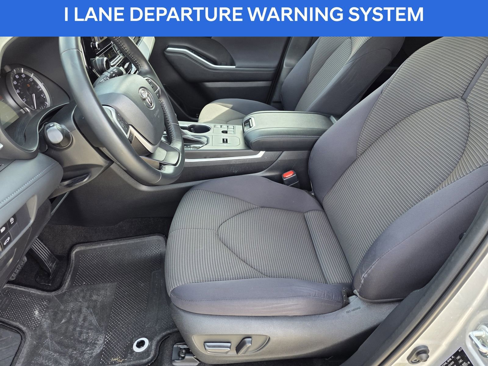 Used 2023 Toyota Highlander L image 14