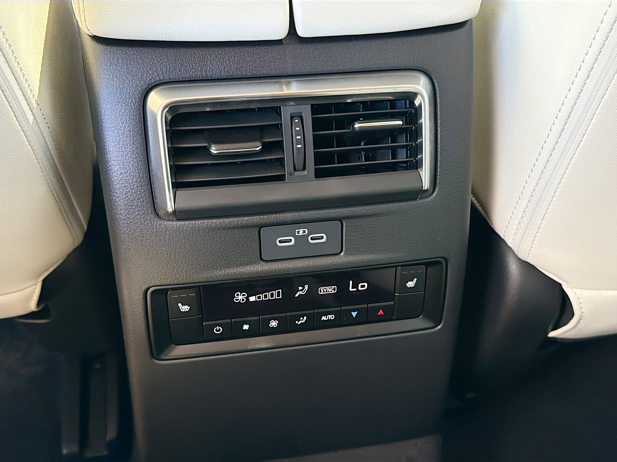 New 2026 MAZDA CX-90 Plug-In Hybrid w/ Premium Plus image 22