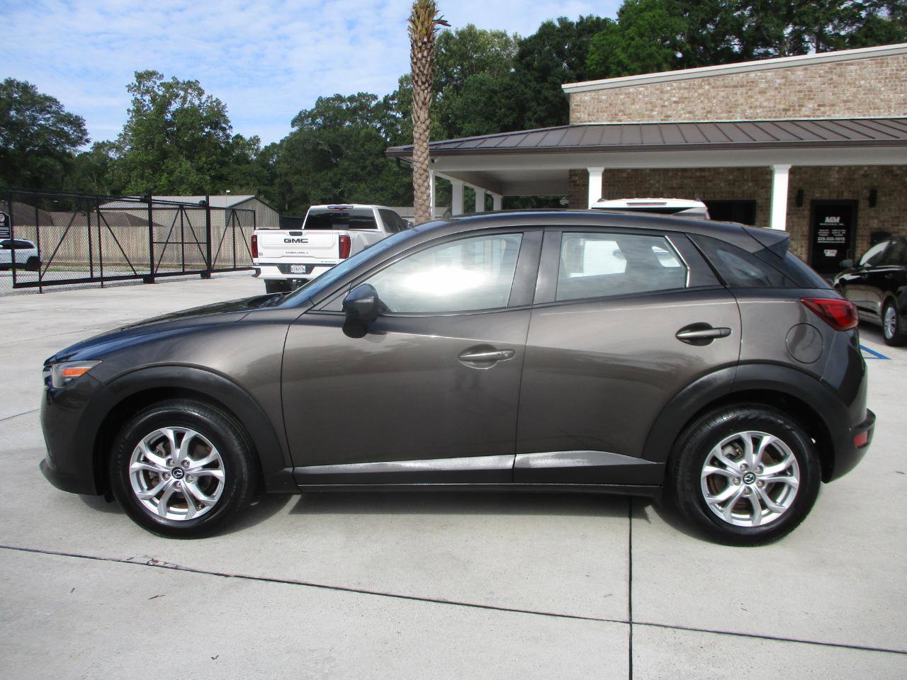 Used 2016 MAZDA CX-3 Touring FWD image 1
