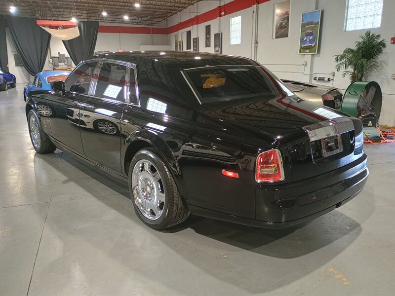 Used 2009 Rolls-Royce Phantom Sedan RWD image 3