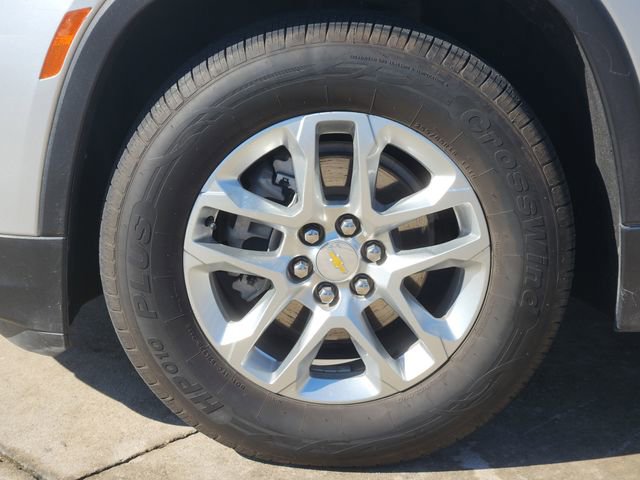 Used 2022 Chevrolet Traverse LS image 10