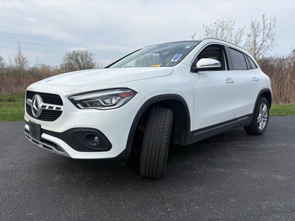 Used 2022 Mercedes-Benz GLA 250 4MATIC image 3