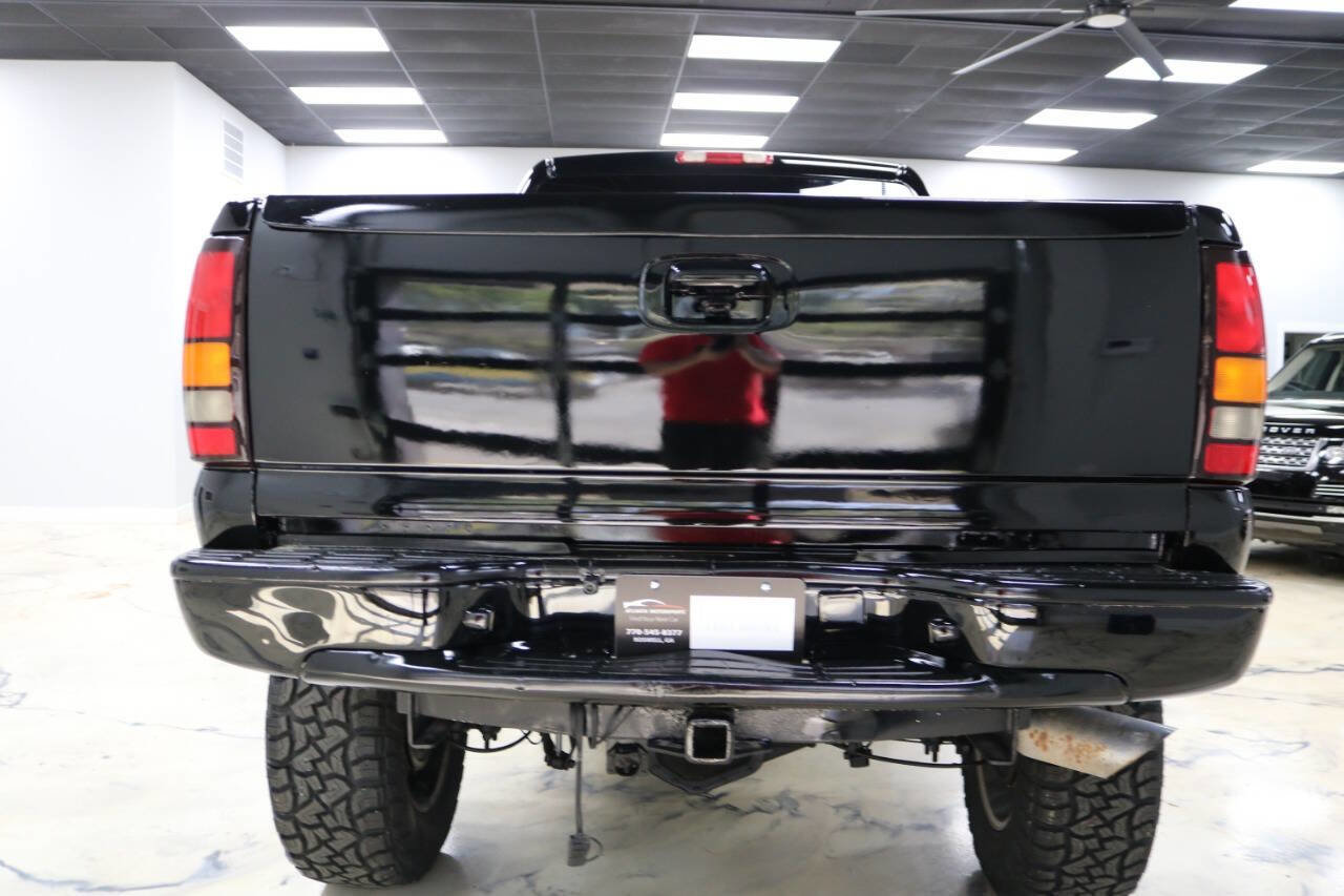 Used 2006 GMC Sierra 2500 SLT w/ Heavy-Duty Power Package image 29