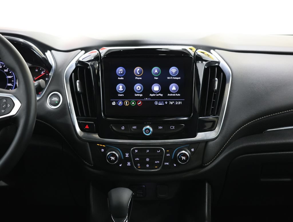 Used 2023 Chevrolet Traverse Premier AWD/4WD image 19