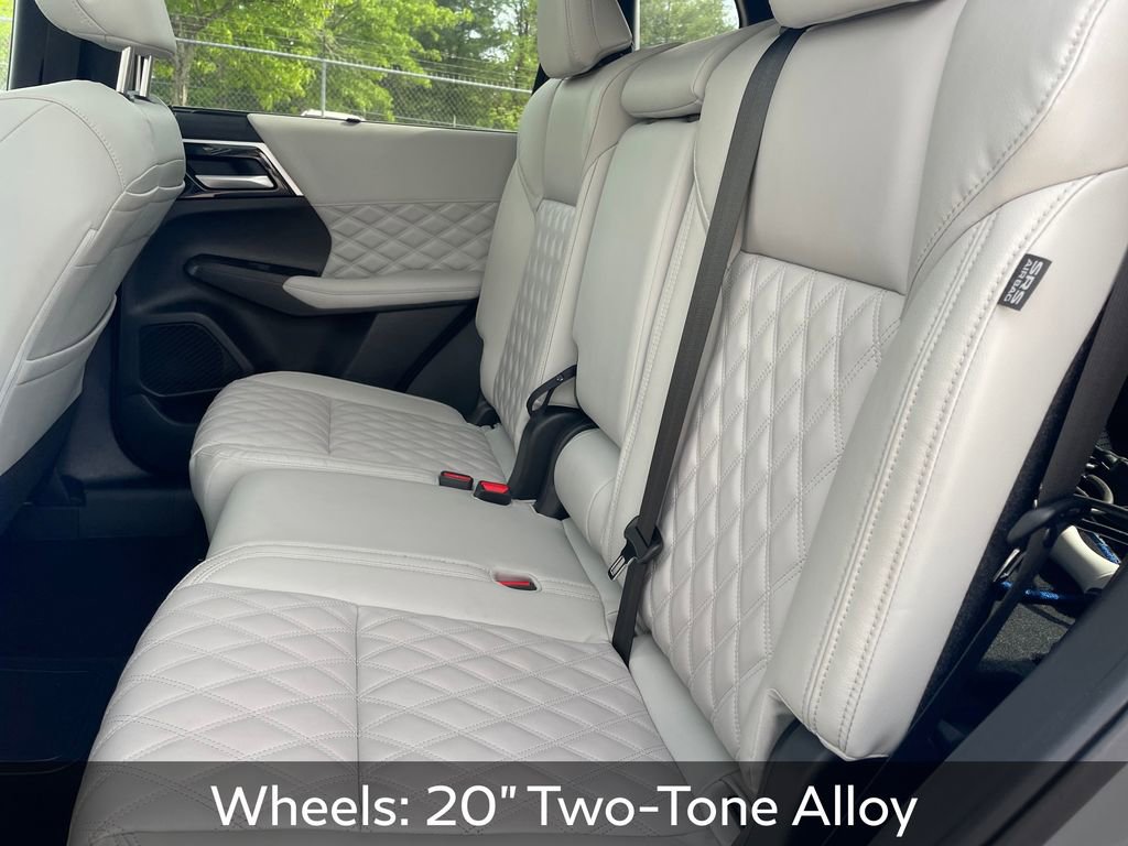 Used 2023 Mitsubishi Outlander SEL AWD/4WD image 11