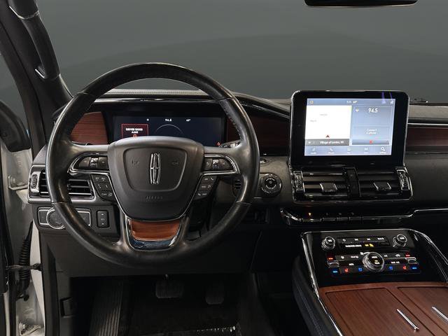 Used 2020 Lincoln Navigator Reserve w/ Equipment Group 208A Reserve image 5