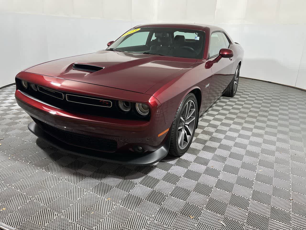 Used 2023 Dodge Challenger R/T w/ Plus Package RWD image 4
