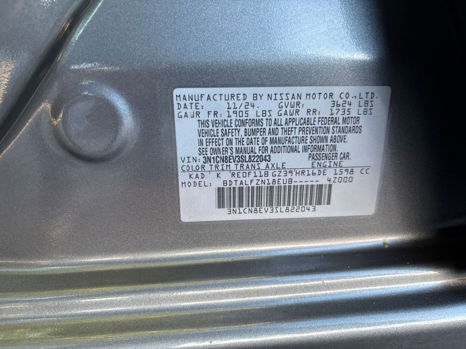 Used 2025 Nissan Versa SV image 27